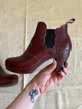 Toffel Swedish Hasbeens Booties